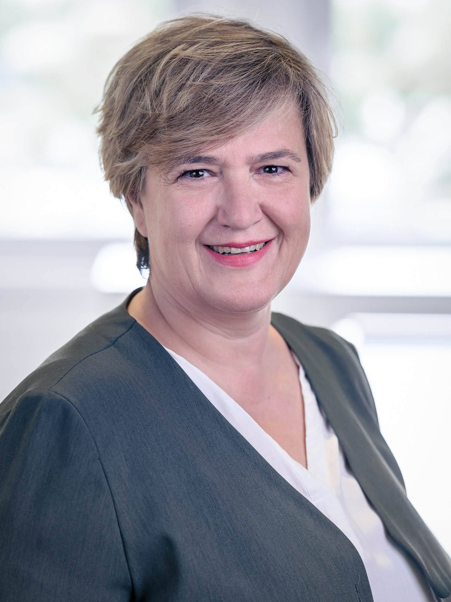 Reyhan Dikkaya – SIBIR VID